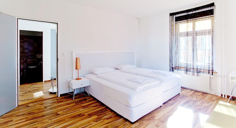 Luxury Apartments By Livingdowntown Цюрих Екстериор снимка